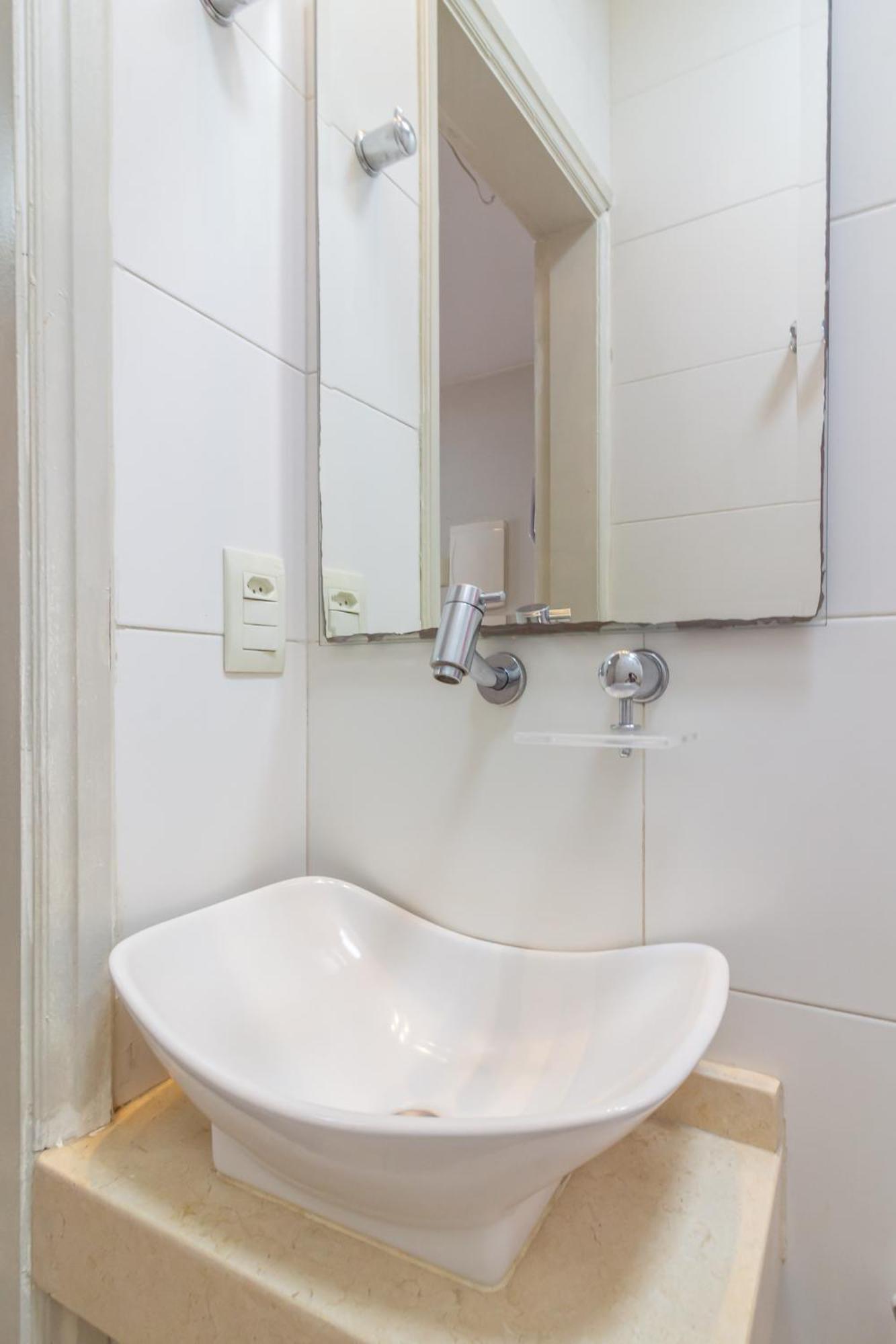Pineapples PI401 - Apartamento Pet Friendly em Copacabana a 150m da praia Rio de Janeiro Exterior foto